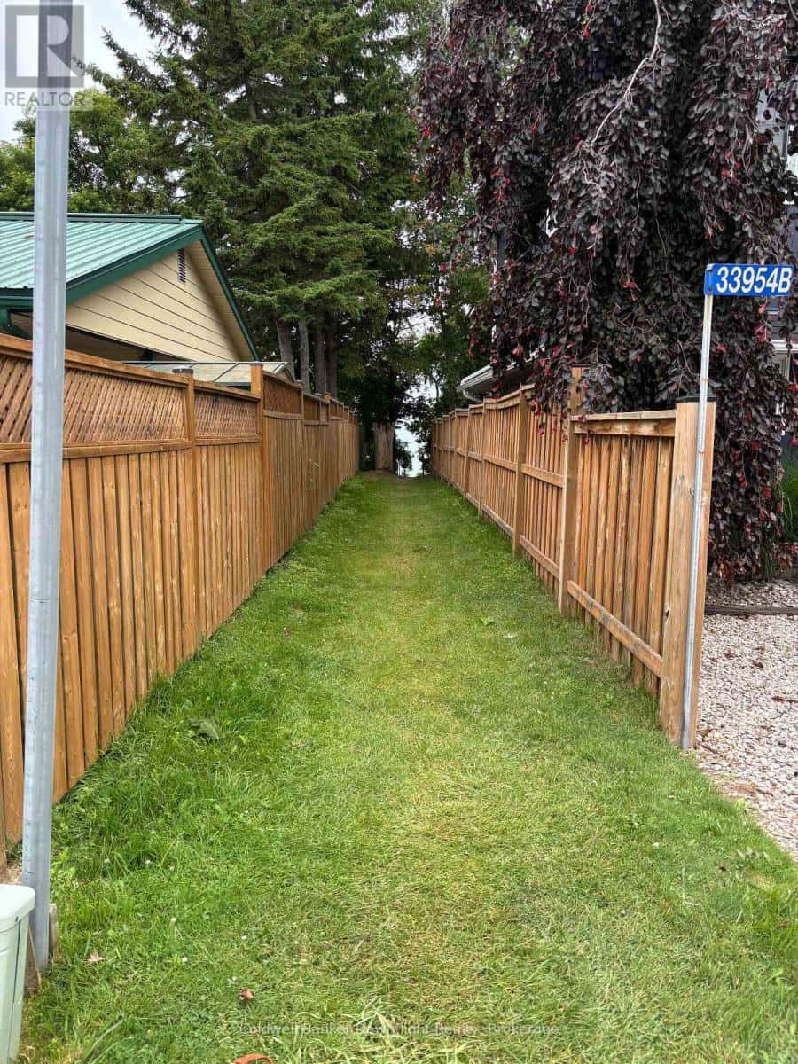 33962 HIGHLANDS DRIVE — Bluewater (Hay), Ontario - Photo 3 of 8