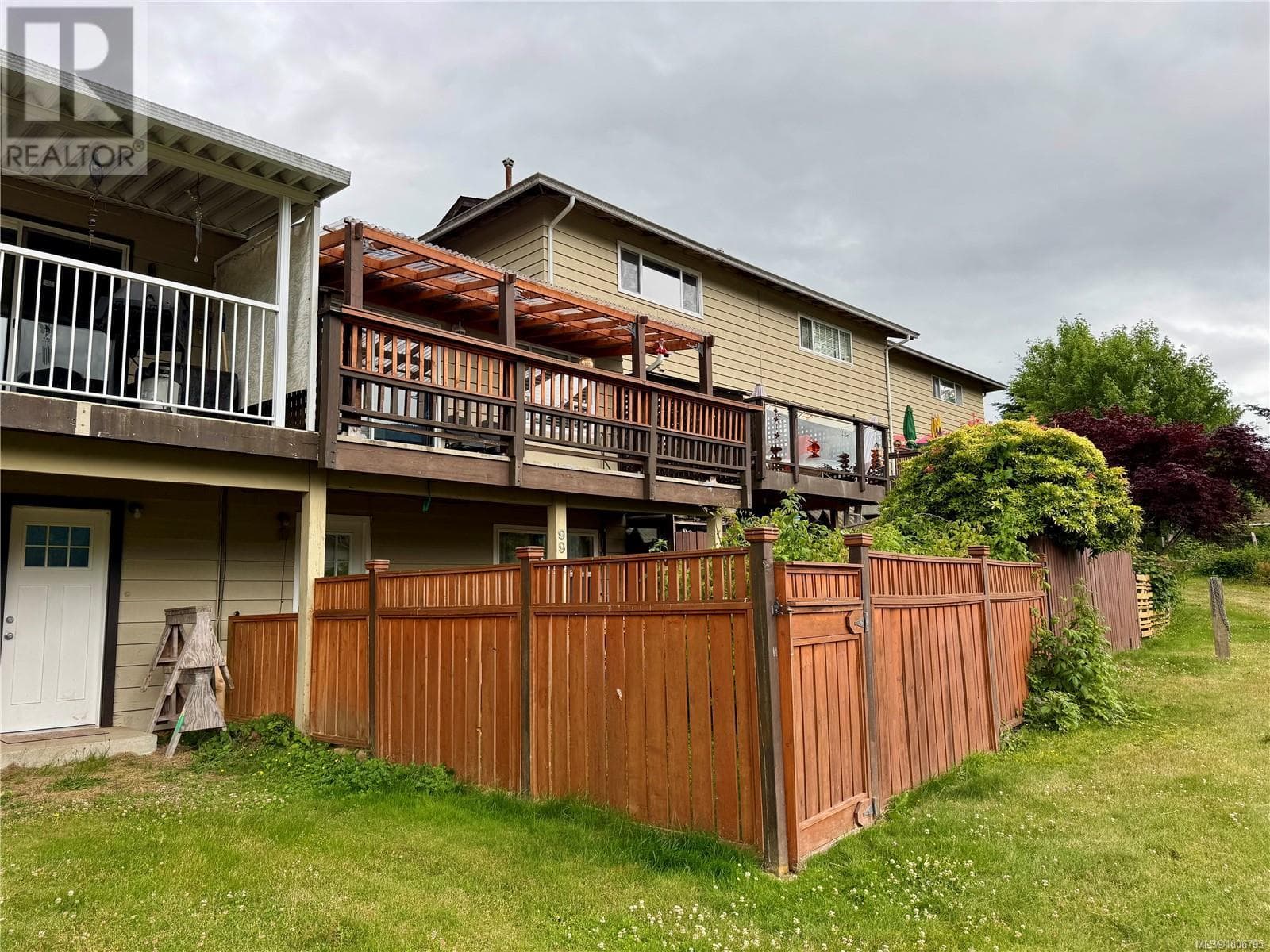 99 McKay Cres — Port Alice, British Columbia - Main photo