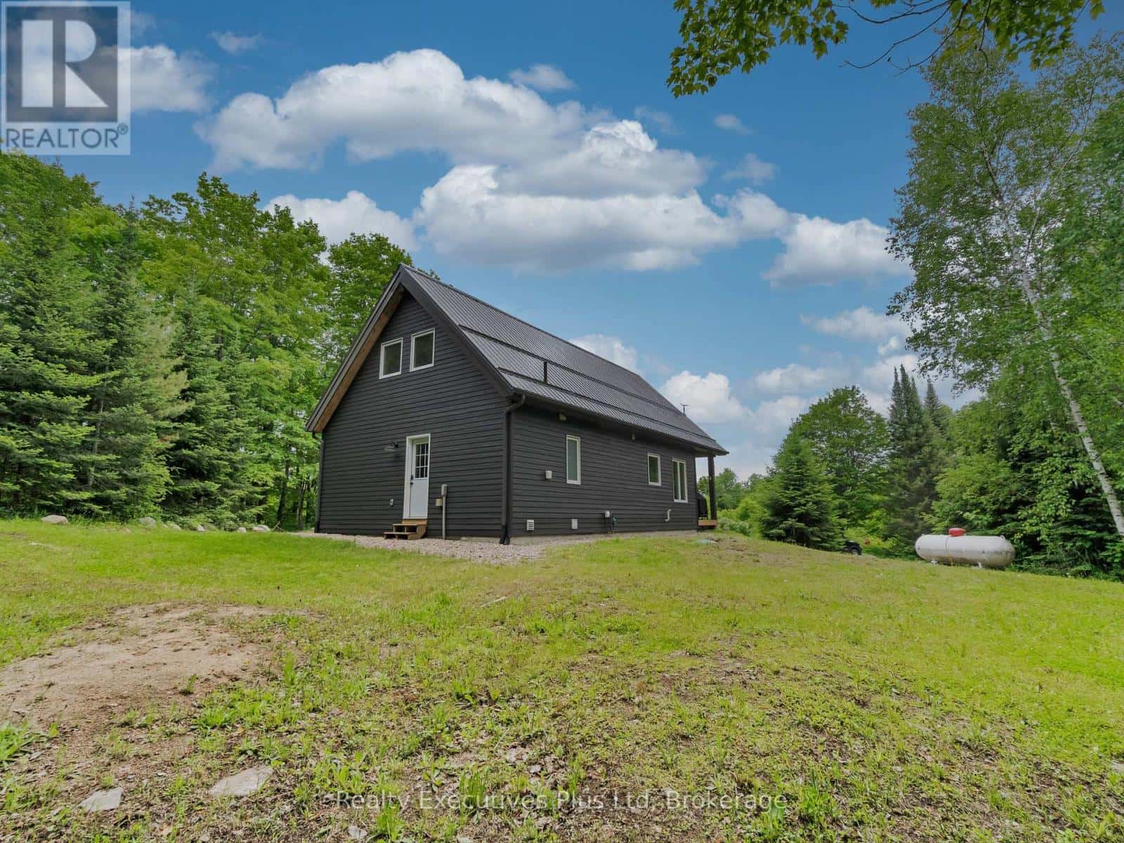 1908 EAGLE LAKE ROAD — Machar, Ontario - Photo 3 of 41