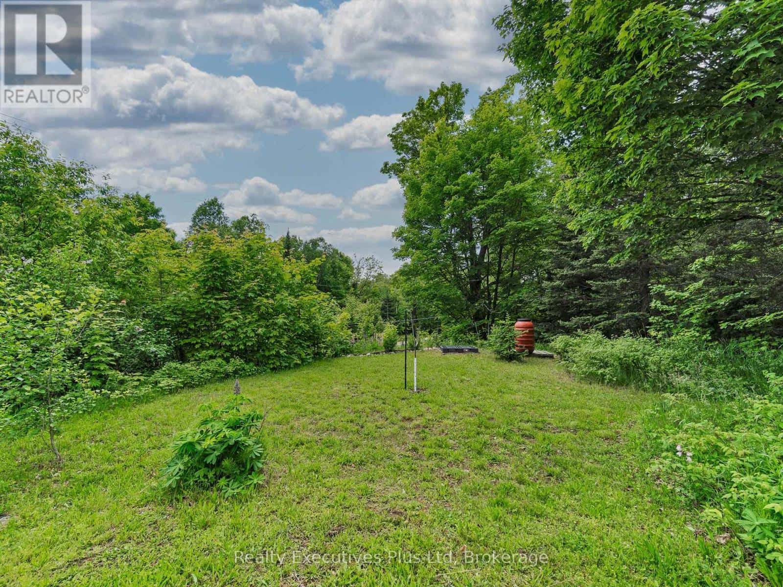 1908 EAGLE LAKE ROAD — Machar, Ontario - Photo 4 of 41