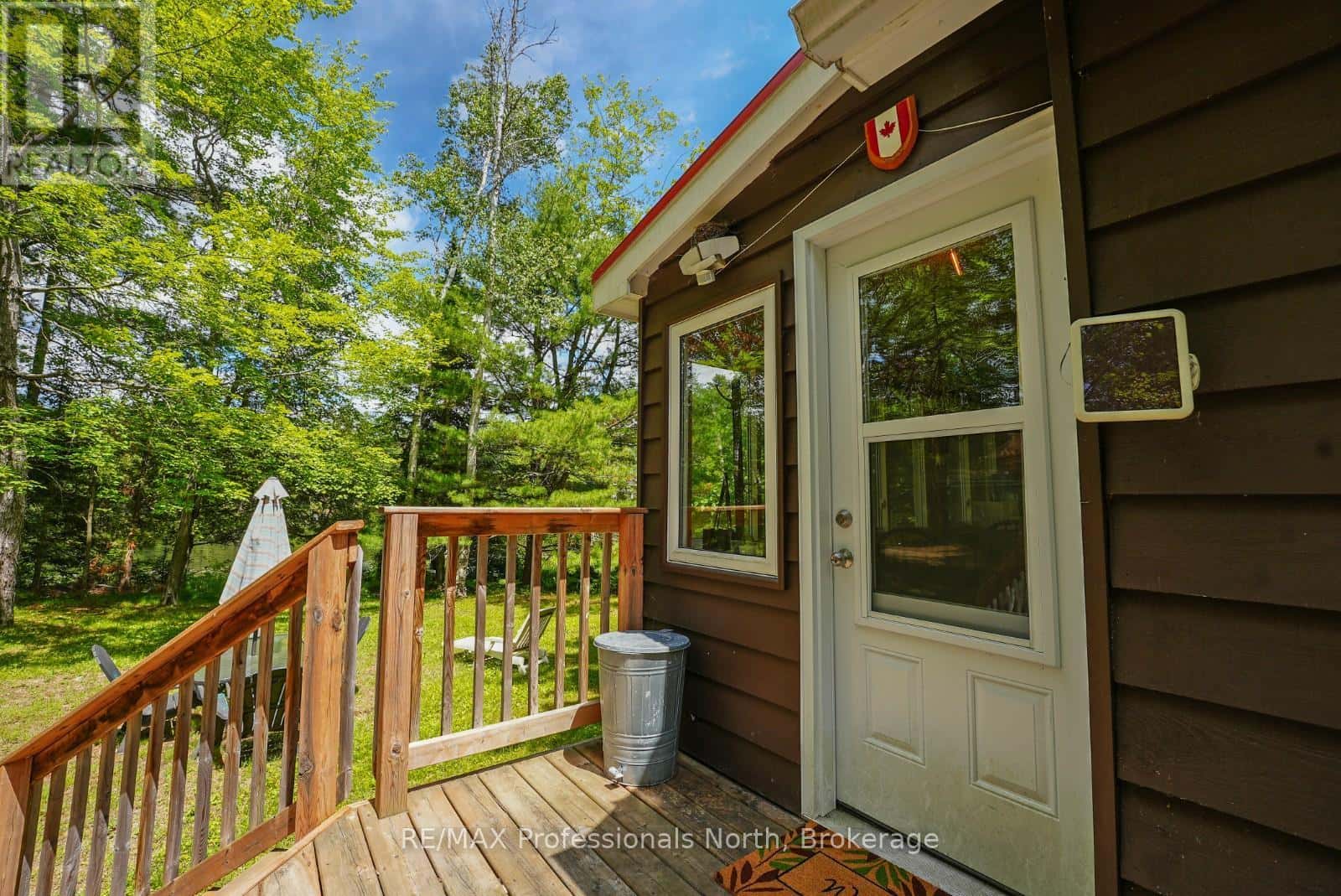 1279 ENGLISH CIRCLE — Highlands East (Glamorgan), Ontario - Photo 4 of 33