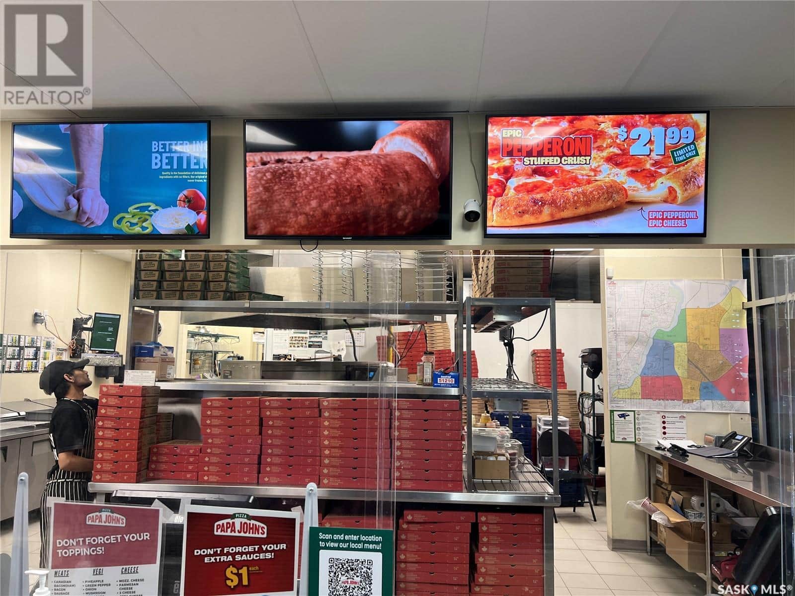 1 1418 Central AVENUE - Photo 2 of 7, Saskatoon, Saskatchewan