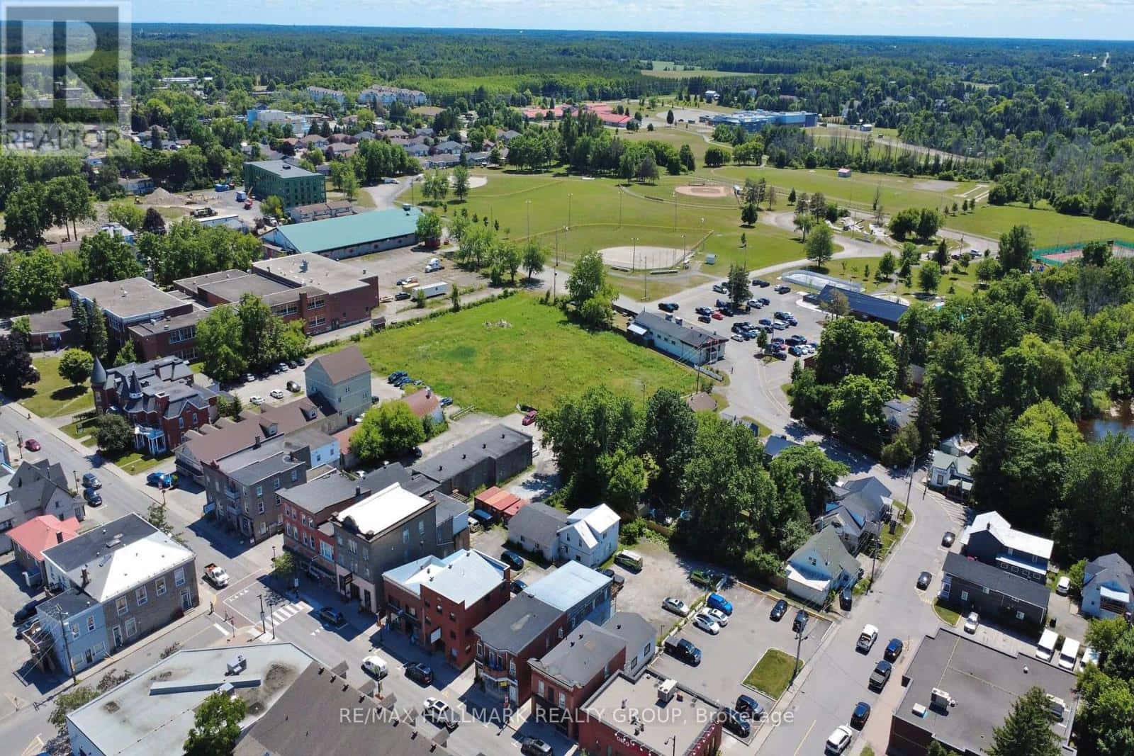 126-128 PRESCOTT STREET — North Grenville, Ontario - Photo 5 of 50