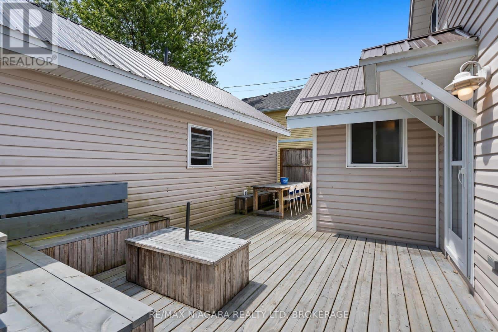 12343 LAKESHORE ROAD — Wainfleet (Lakeshore), Ontario - Photo 5 of 50