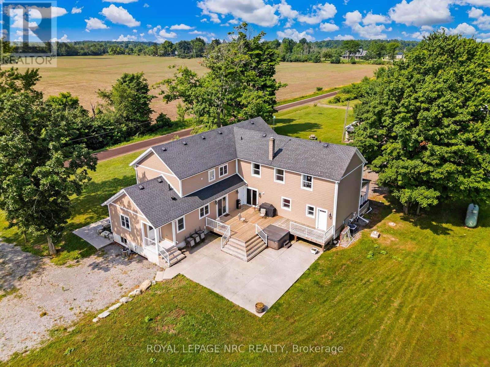 4692 GILMORE ROAD — Fort Erie (Mulgrave), Ontario - Photo 3 of 46