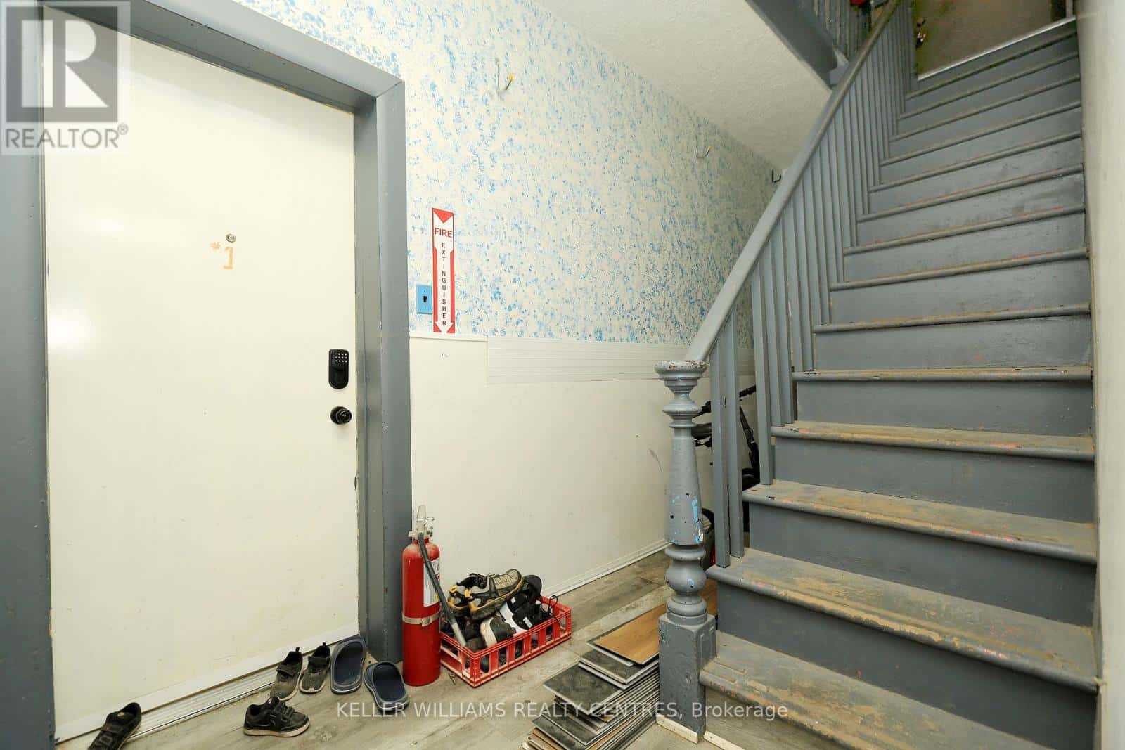 329 JOSEPHINE STREET — North Huron (Wingham), Ontario - Photo 4 of 26