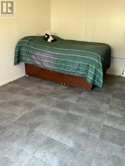 161 - 252 JOHN GARLAND BOULEVARD — Toronto (West Humber-Clairville), Ontario - Photo 3 of 11