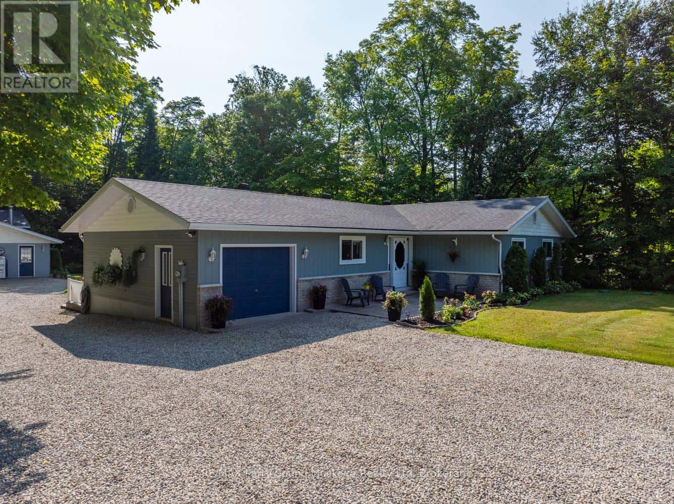 3 & 5 SQUIRREL AVENUE — McDougall, Ontario - Photo 5 of 50