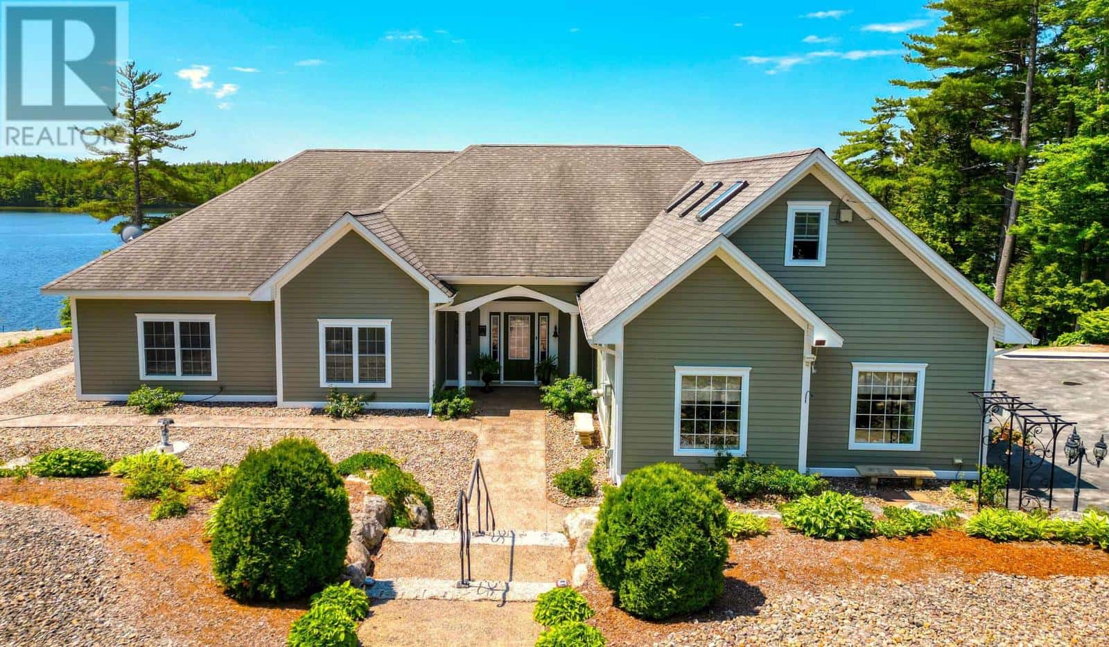 409 Aulenback Point Road — Sweetland, Nova Scotia - Photo 5 of 100