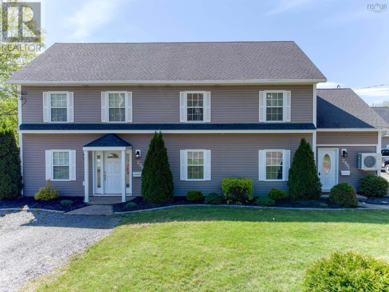 2089 - 2091 Lovett Road — Coldbrook, Nova Scotia - Photo 2 of 50