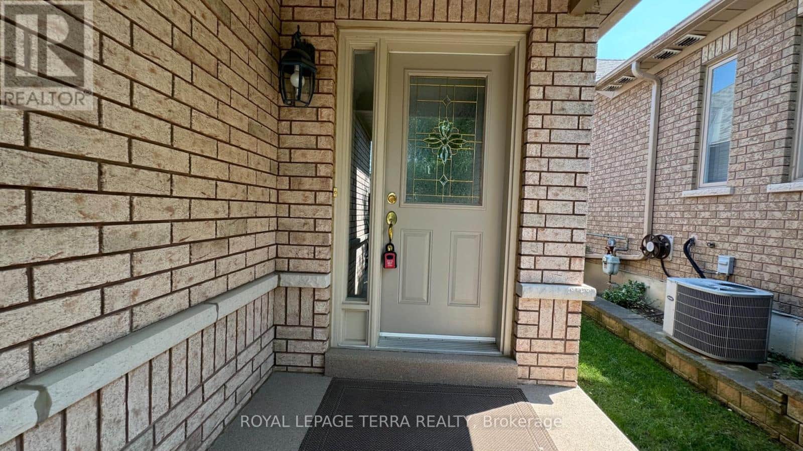 13 MONTEBELLO TERRACE - Photo 2 of 38, New Tecumseth (Alliston), Ontario