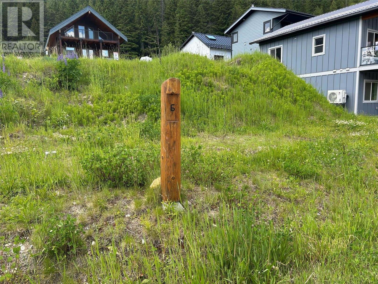 1681 Sugar Lake Road Unit# 6 — Cherryville, British Columbia - Photo 5 of 31