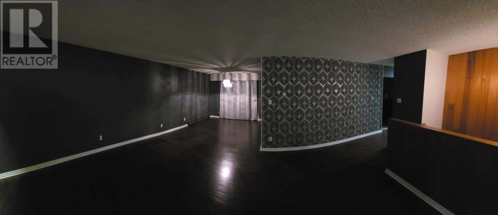 107 BRAUN STREET — Kitimat, British Columbia - Photo 4 of 34