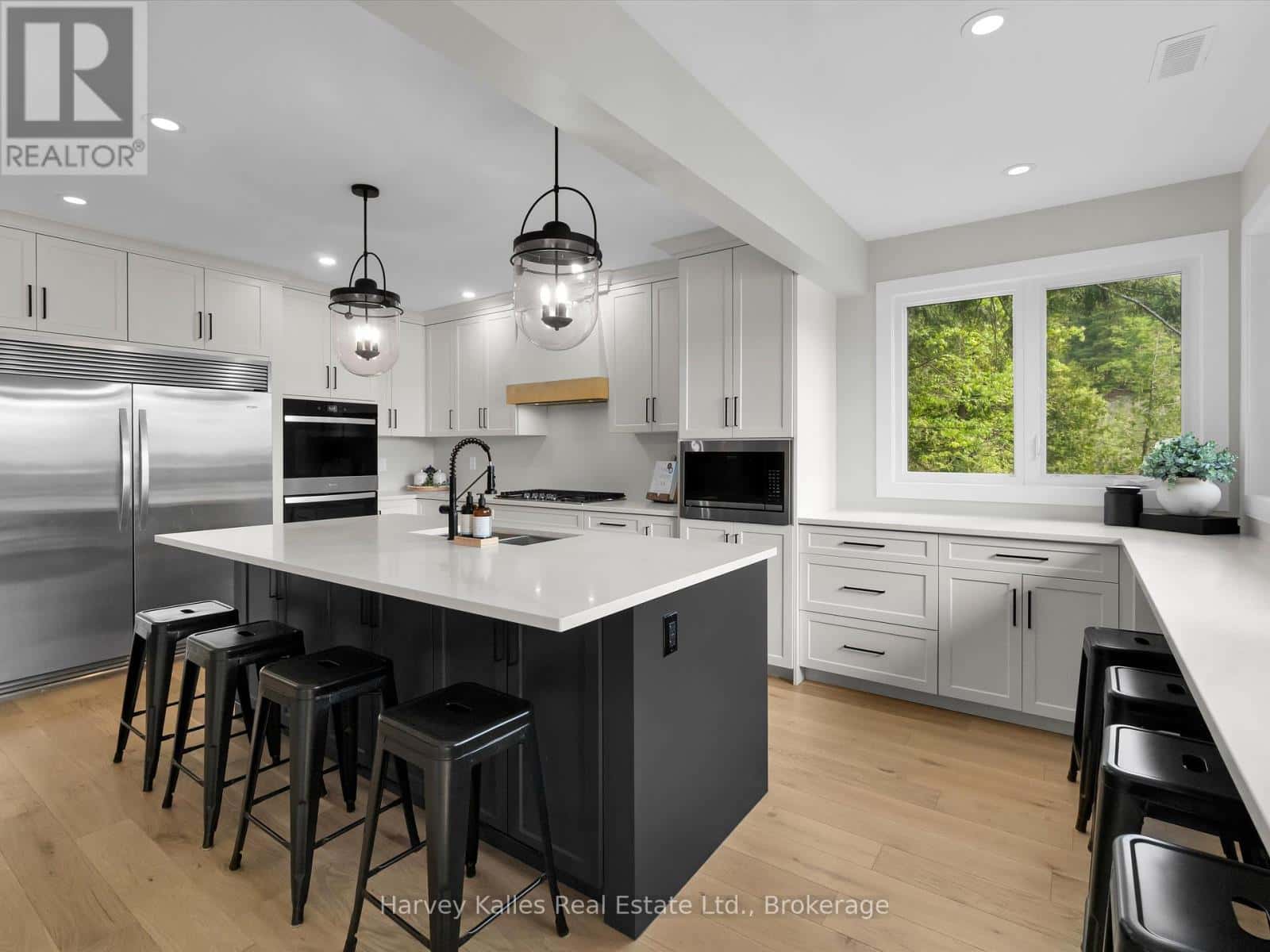 155 HIGHWAY 632 HIGHWAY — Muskoka Lakes (Cardwell), Ontario - Photo 4 of 16