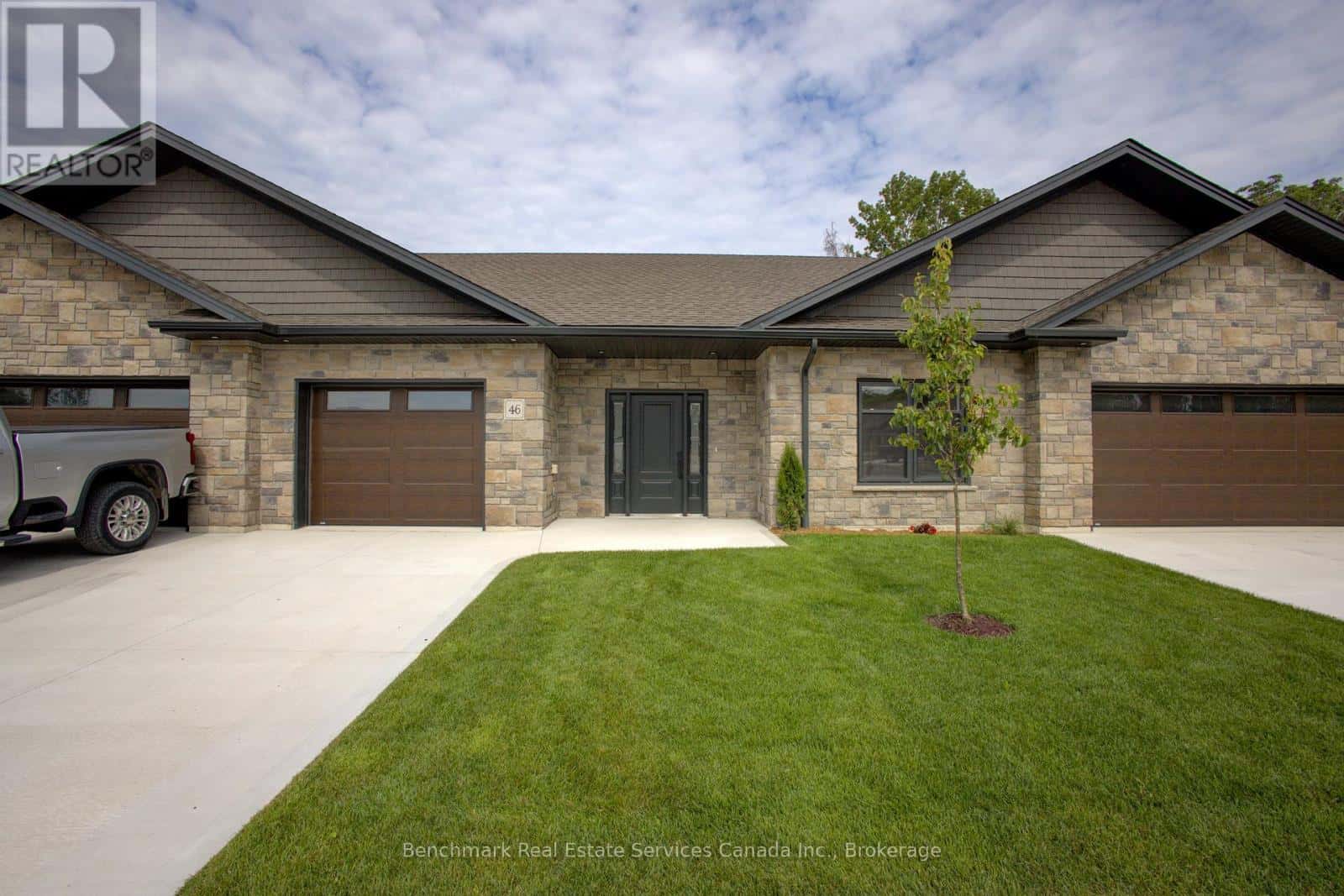 1182 Queen Street 38