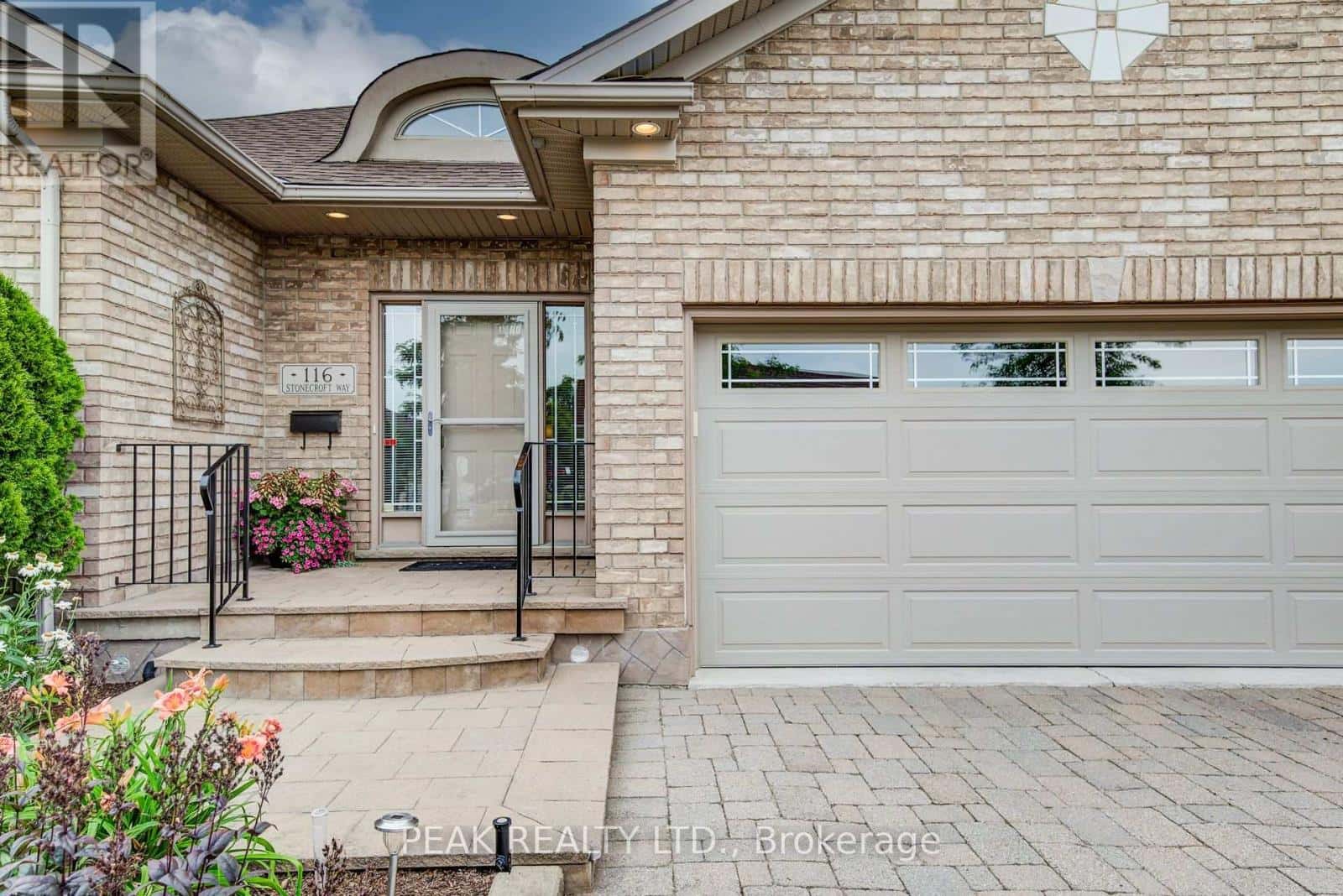 116 STONECROFT WAY — Wilmot, Ontario - Photo 2 of 96