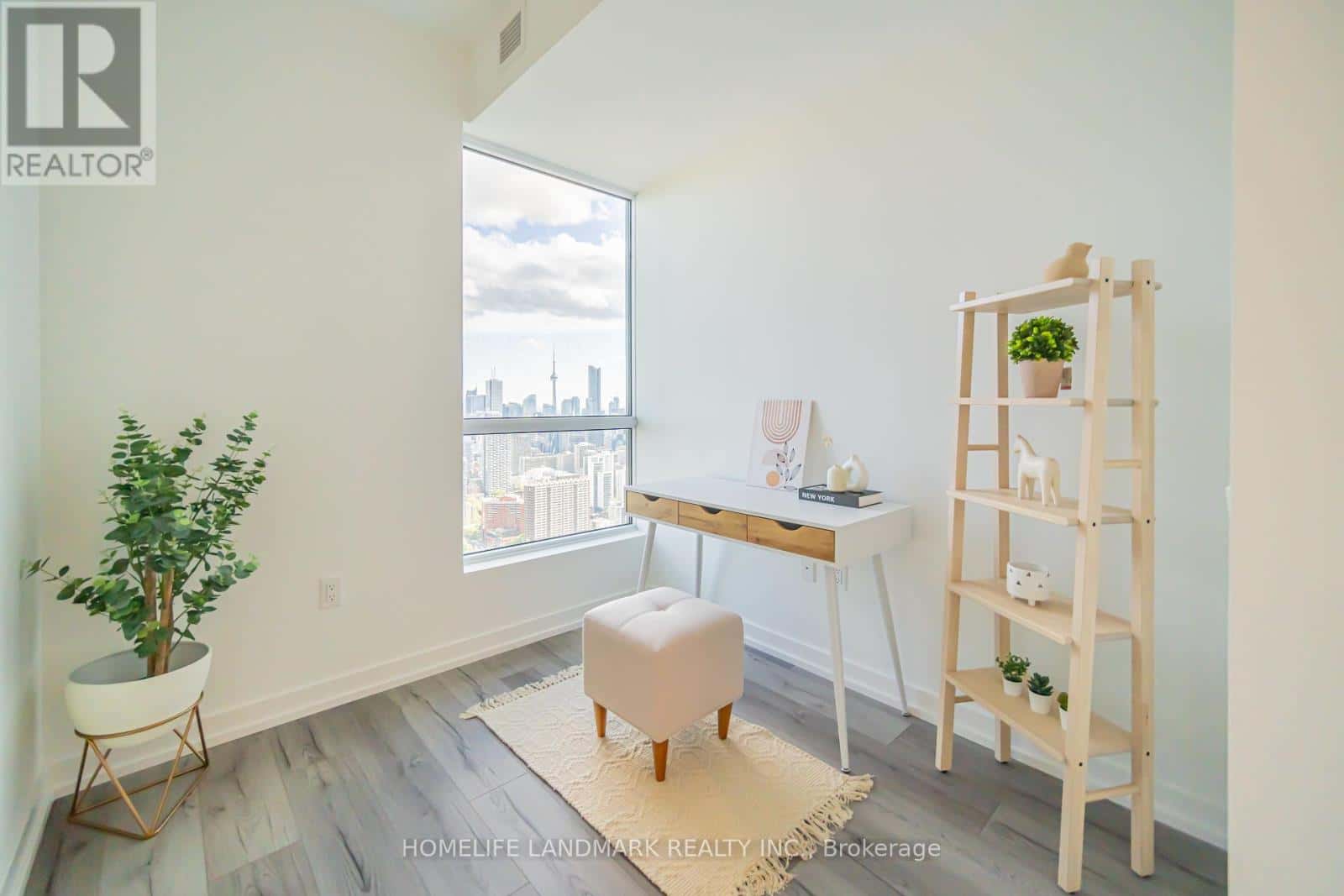 5001 - 395 BLOOR STREET E — Toronto (North St. James Town), Ontario - Photo 4 of 31