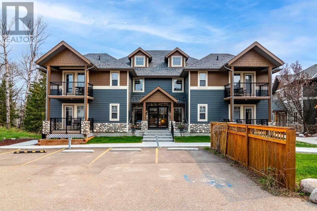 709/710, 401 4 Street — Rural Cypress County, Alberta - Main photo