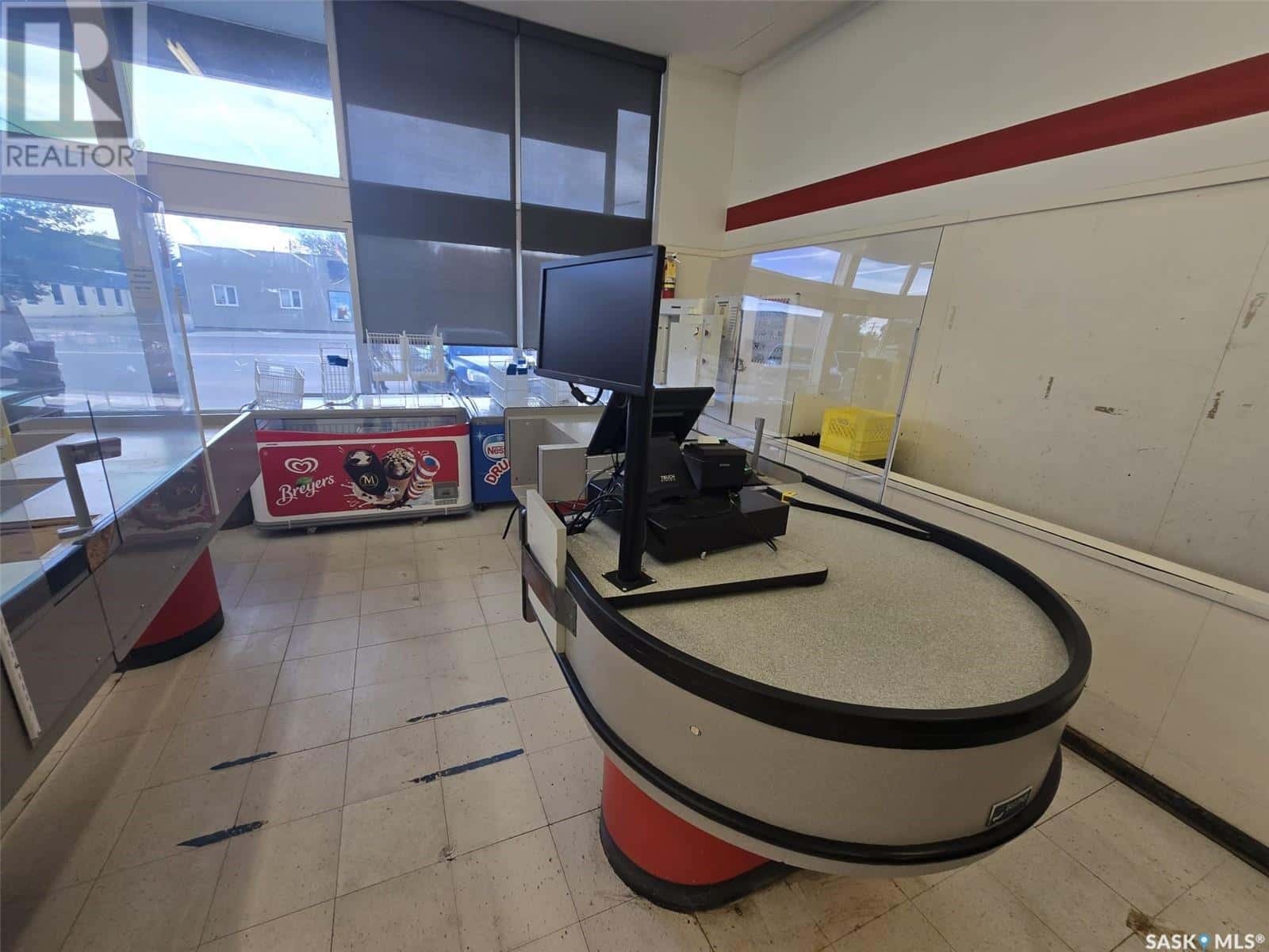 309 Bosworth STREET — Wynyard, Saskatchewan - Photo 4 of 9