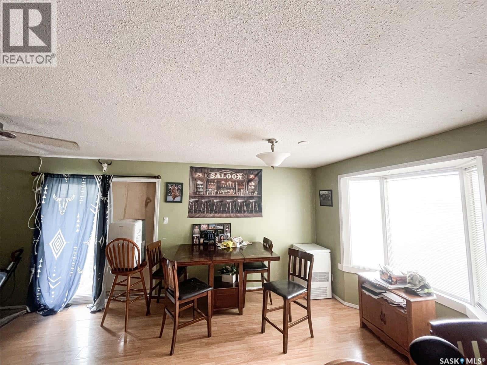 516 5th AVENUE W — Meadow Lake, Saskatchewan - Photo 5 of 46