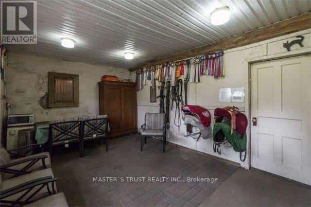 3563 VANDORF SIDE ROAD — Whitchurch-Stouffville, Ontario - Photo 4 of 17