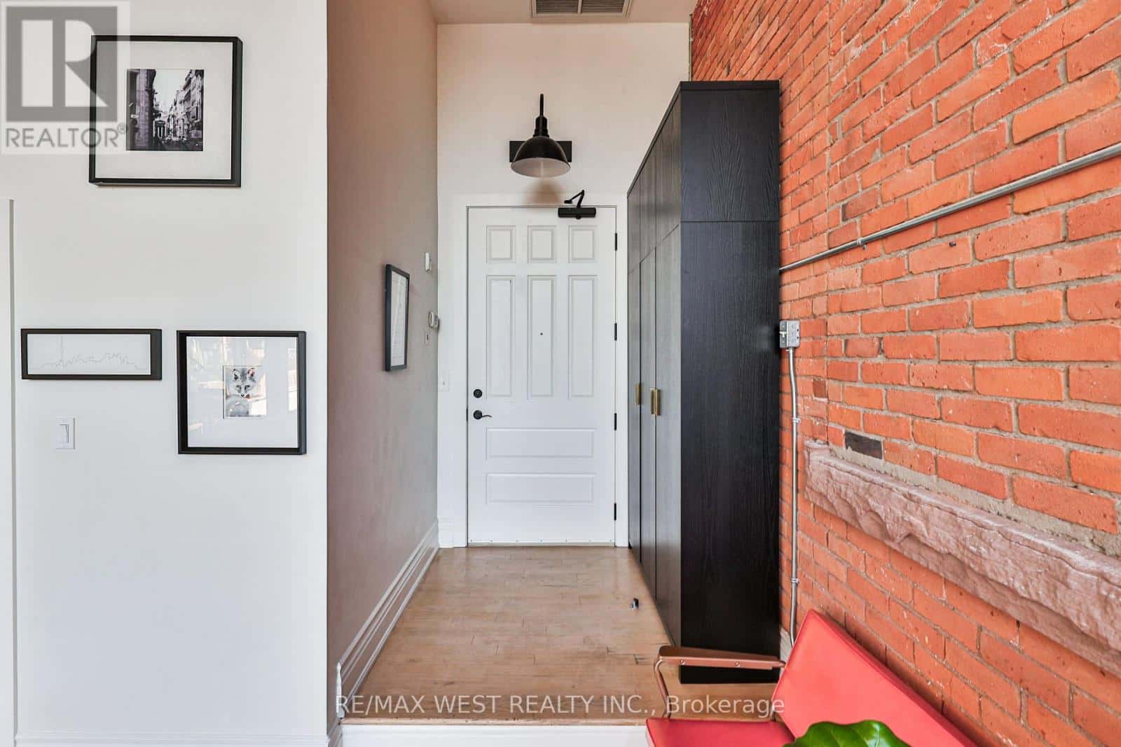 318 - 200 STINSON STREET — Hamilton (Stinson), Ontario - Photo 5 of 42