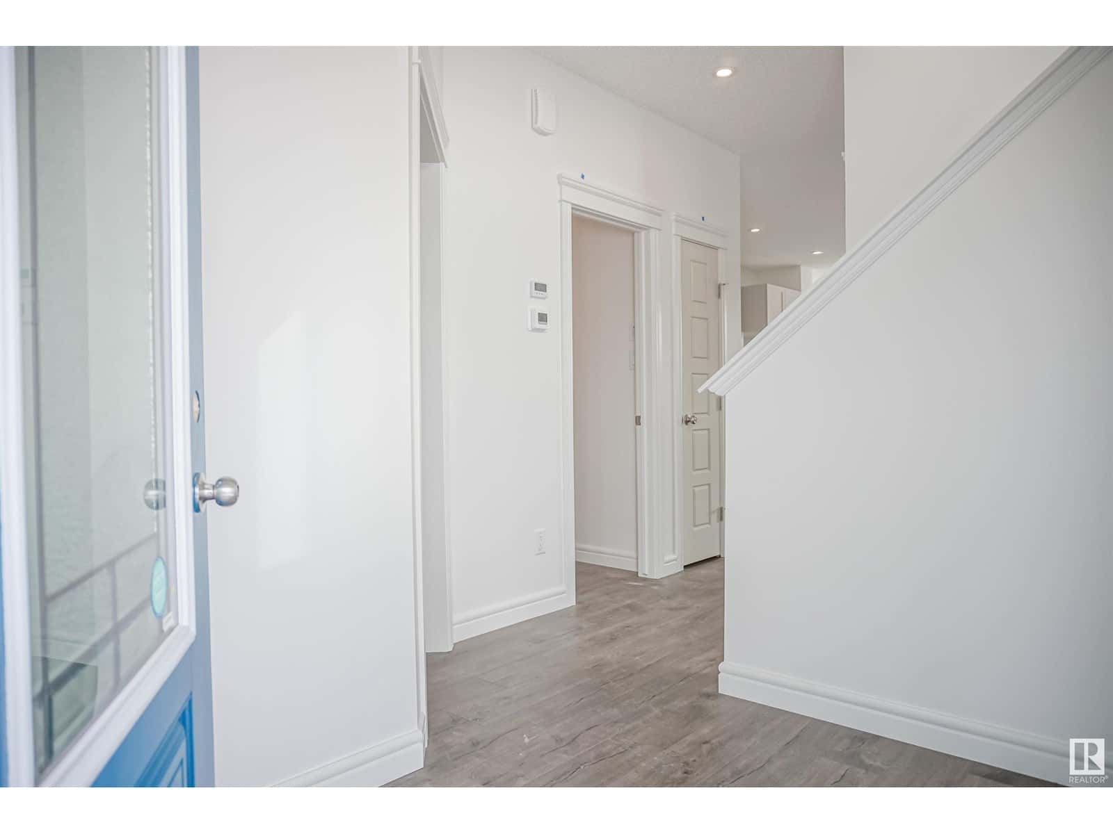 Stony Plain, Alberta — Stony Plain, Alberta - Photo 2 of 27