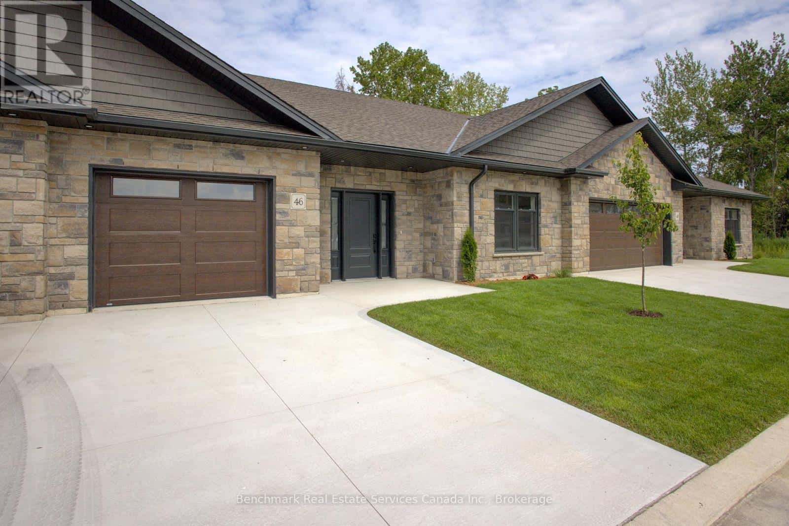 32 - 1182 QUEEN STREET — Kincardine, Ontario - Photo 2 of 44