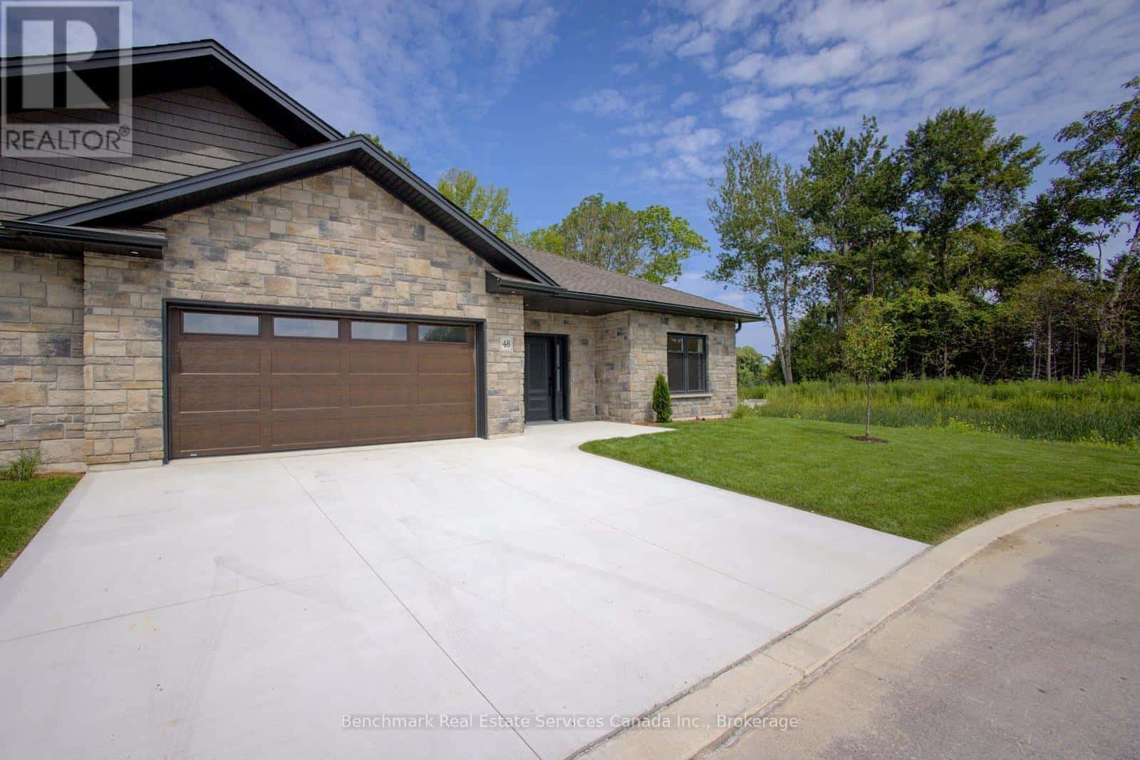 56 - 1182 QUEEN STREET — Kincardine, Ontario - Photo 3 of 47