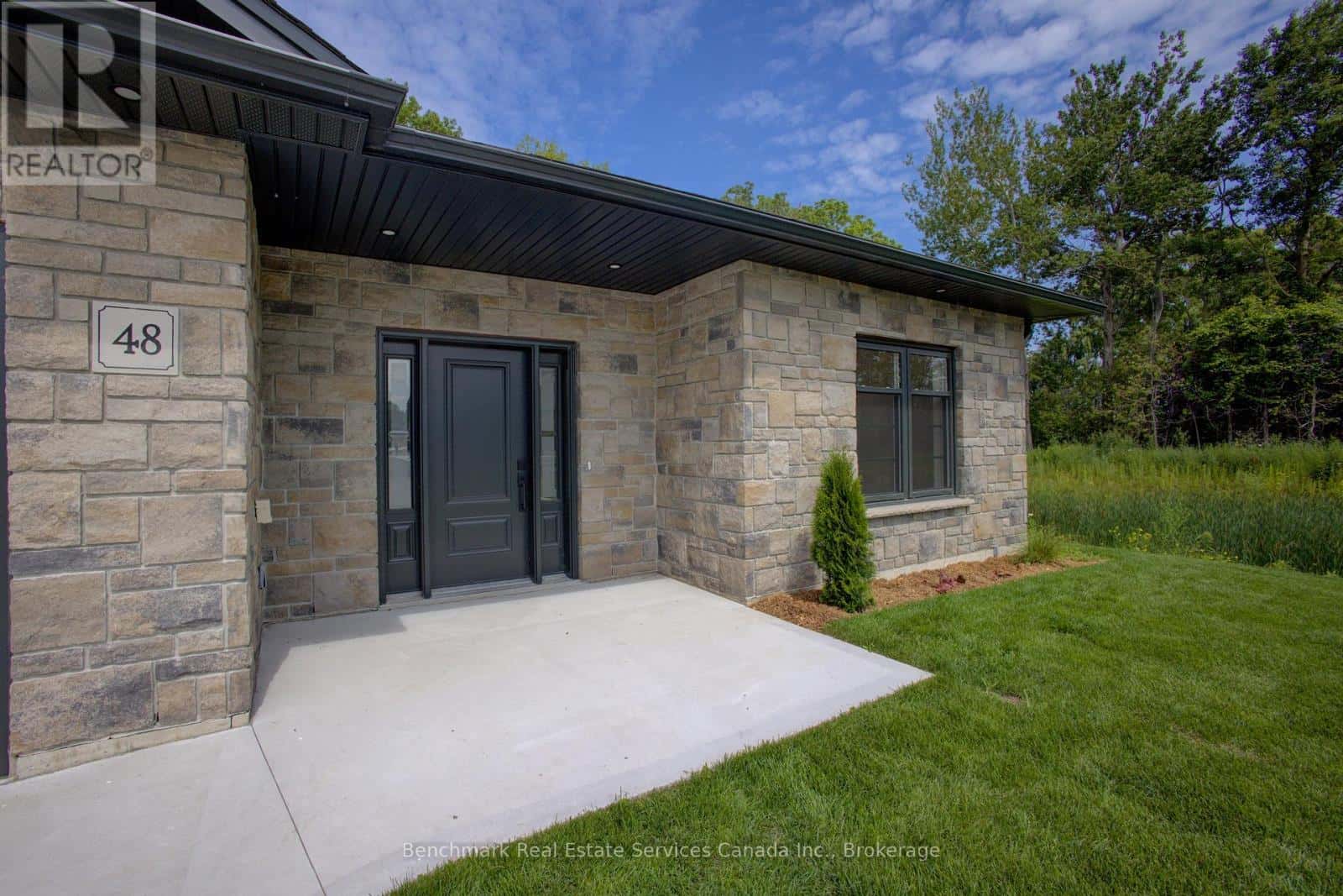 56 - 1182 QUEEN STREET — Kincardine, Ontario - Photo 4 of 47