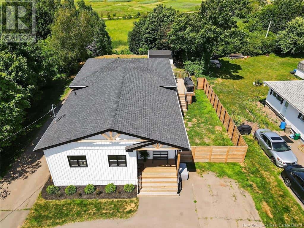 279 Hillsborough Road — Riverview, New Brunswick - Photo 4 of 50