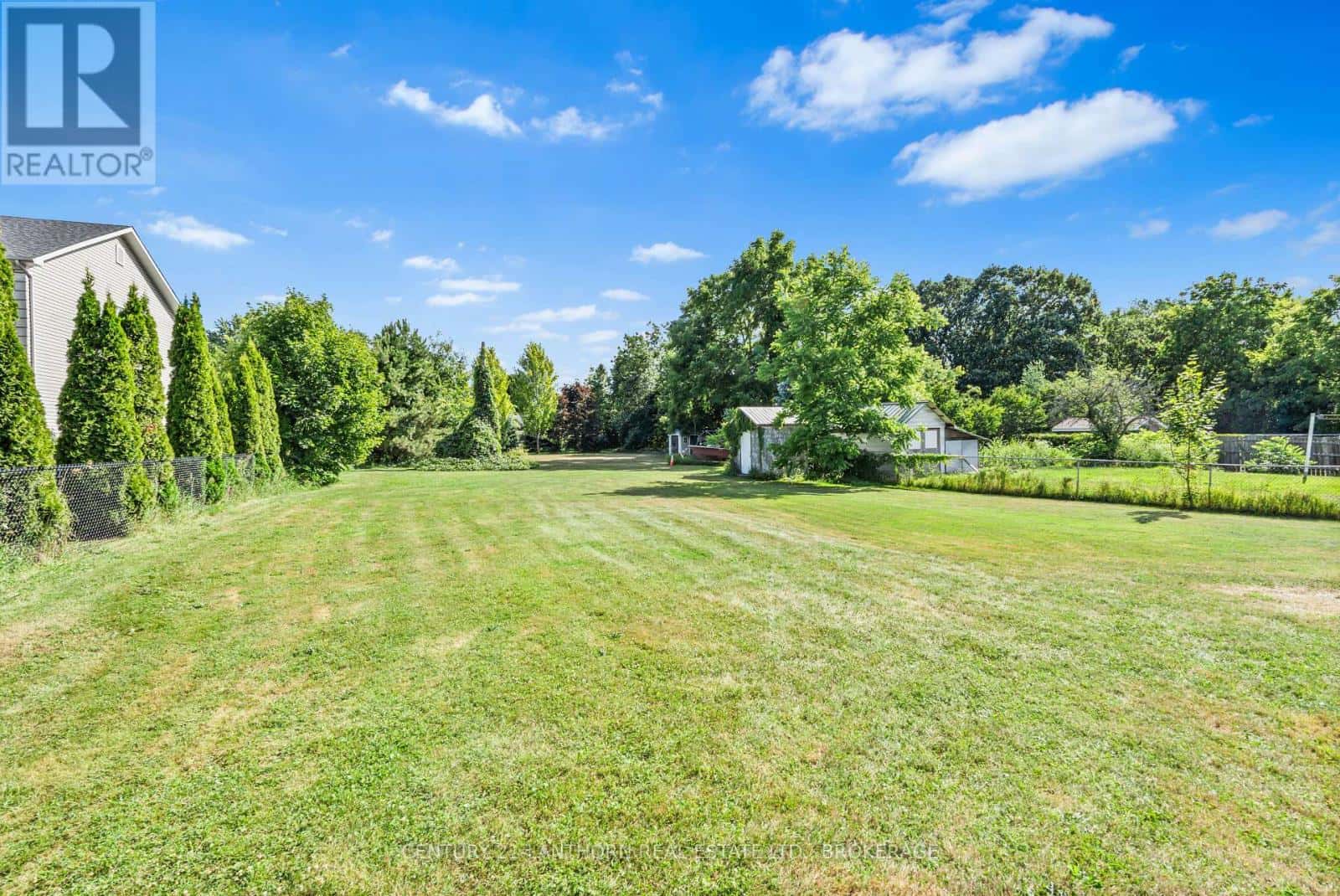 Kingston (North of Taylor-Kidd Blvd), Ontario — Kingston (North of Taylor-Kidd Blvd), Ontario - Photo 5 of 22