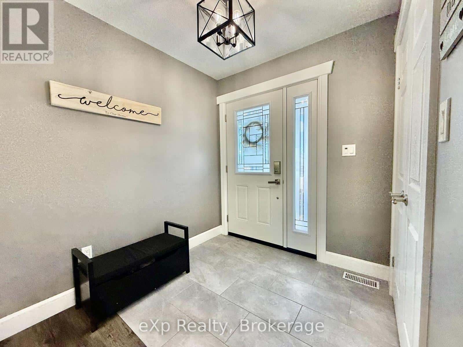 4 NOECKERVILLE HILL DRIVE — South Bruce, Ontario - Photo 5 of 31