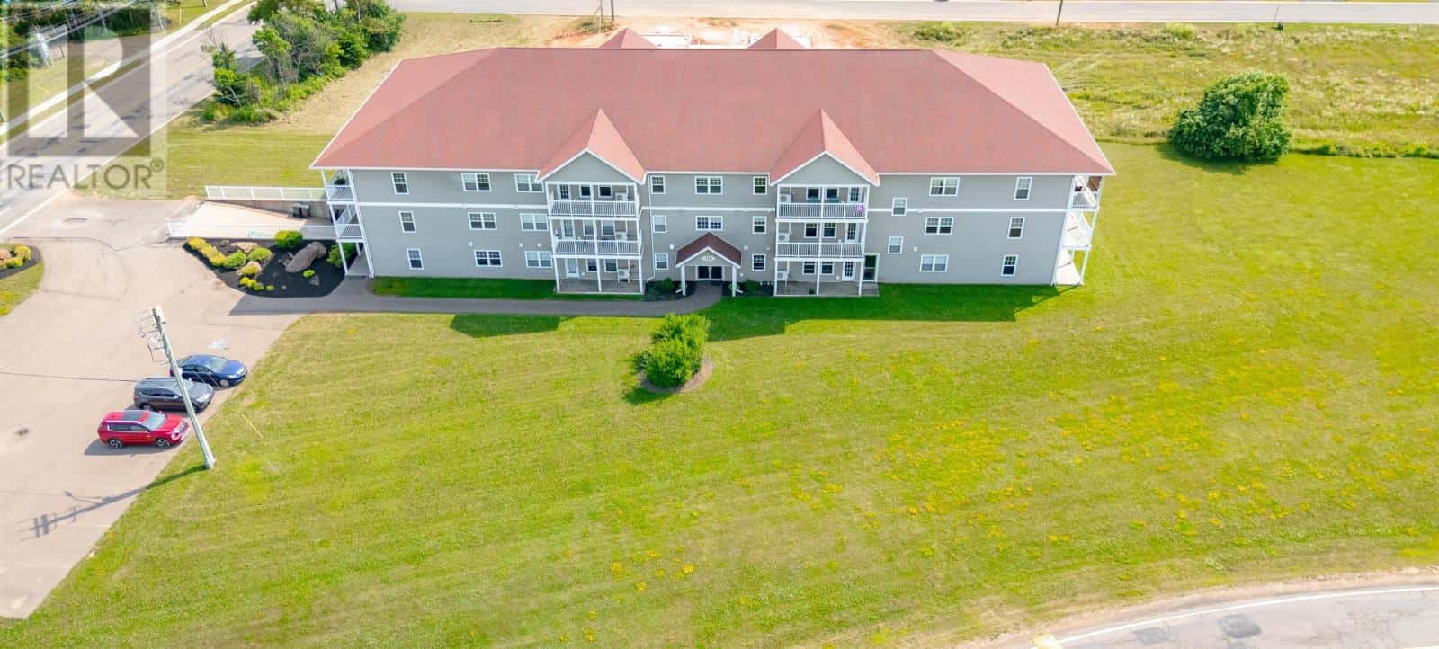 #301 516 MACEWEN Road — Summerside, Prince Edward Island - Photo 2 of 23