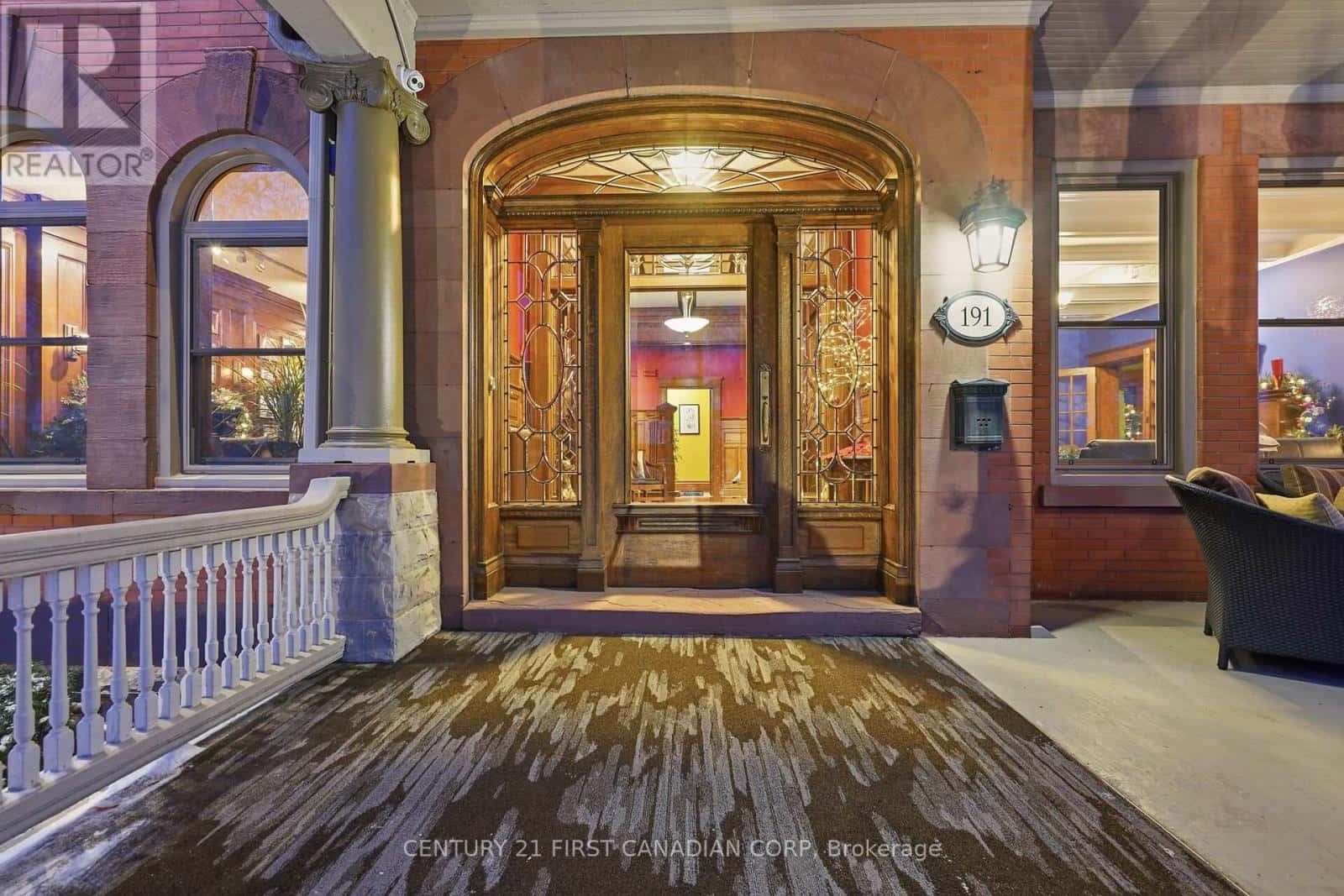 191 CHEAPSIDE STREET — London East (East B), Ontario - Photo 2 of 100