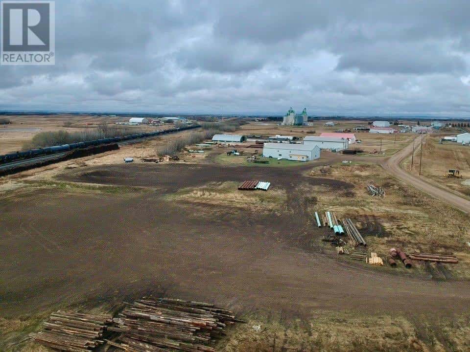 251, 47017 21 Highway — Rural Camrose County, Alberta - Photo 3 of 18