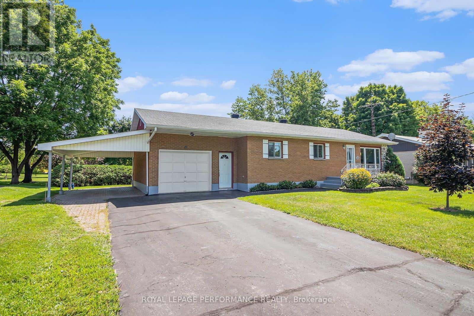 164 MCCORMICK ROAD — North Glengarry, Ontario - Photo 3 of 29