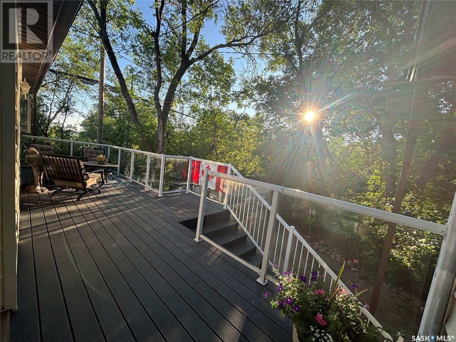 232 Green AVENUE — Regina Beach, Saskatchewan - Photo 5 of 38