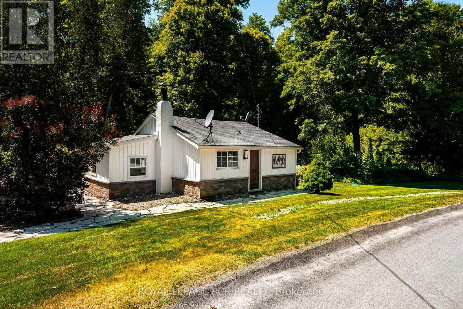 794008 3RD LINE — Mono, Ontario - Main photo