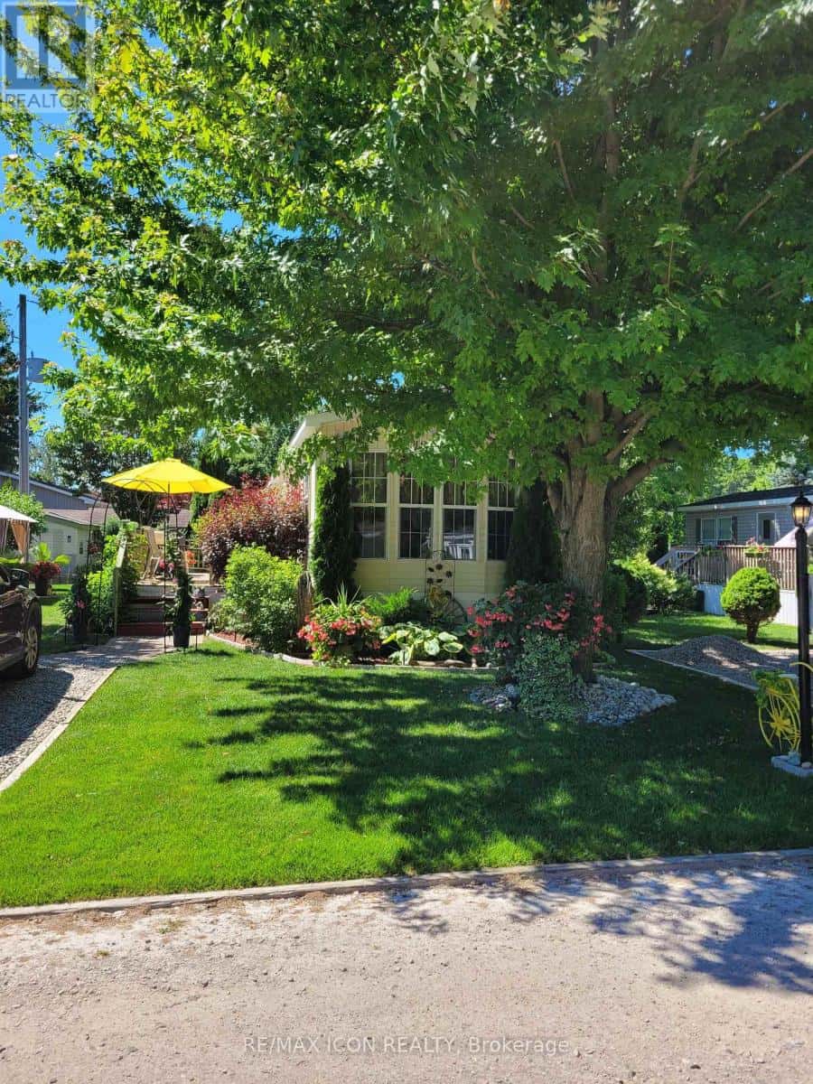 9 - 77307 BLUEWATER HIGHWAY — Bluewater (Bayfield), Ontario - Photo 3 of 30