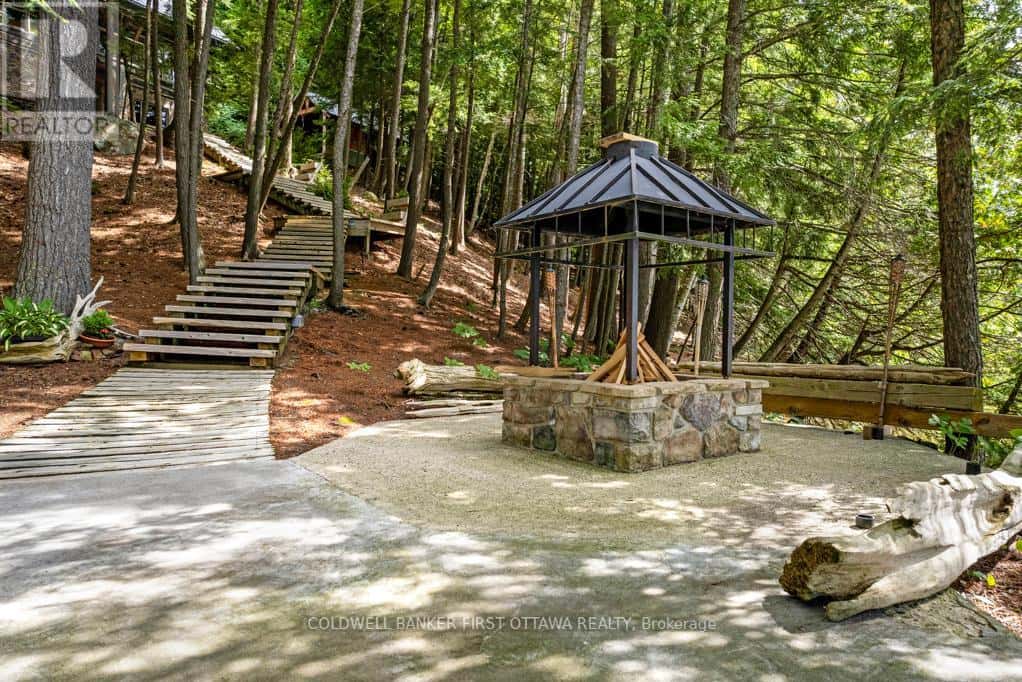 2275 PALMERSTON LAKE — Frontenac (Frontenac North), Ontario - Photo 5 of 98