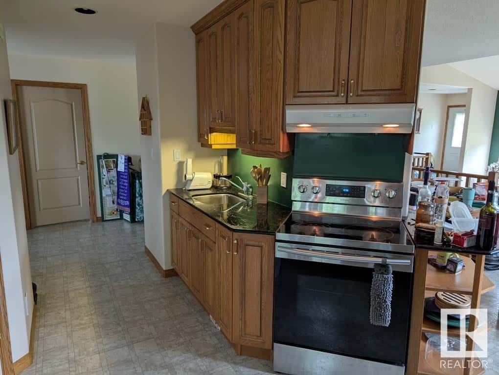 16420 TWP RD 512 — Rural Beaver County, Alberta - Photo 5 of 28