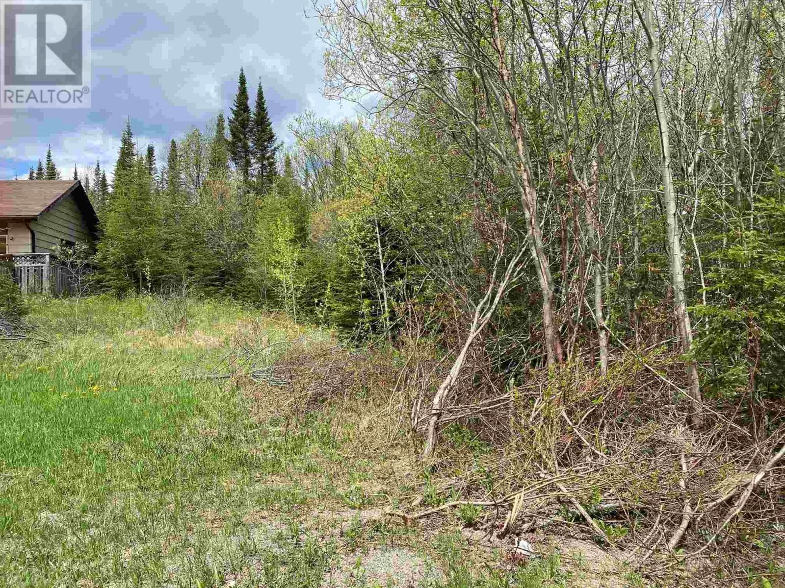 22 Terrace Heights — Terrace Bay, Ontario - Main photo