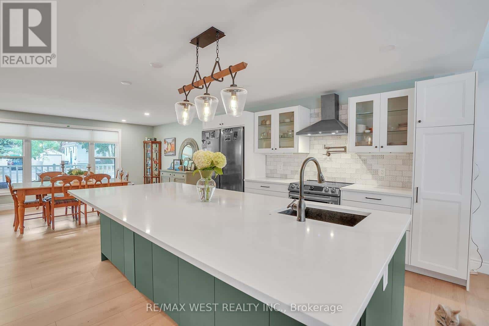 26 GRANVILLE STREET — Barrie (Allandale), Ontario - Photo 3 of 13