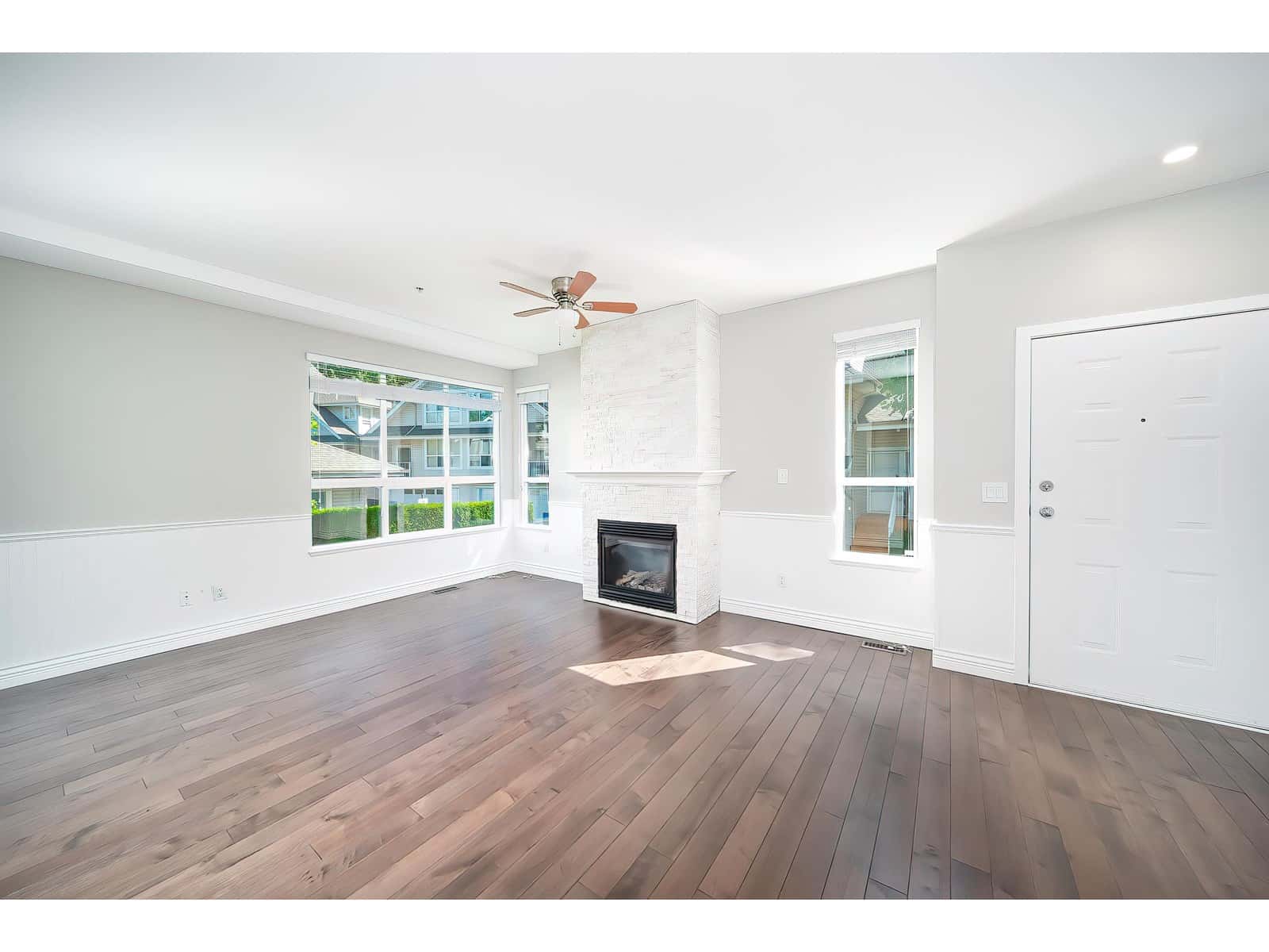 24 8568 209 STREET — Langley, British Columbia - Photo 5 of 32