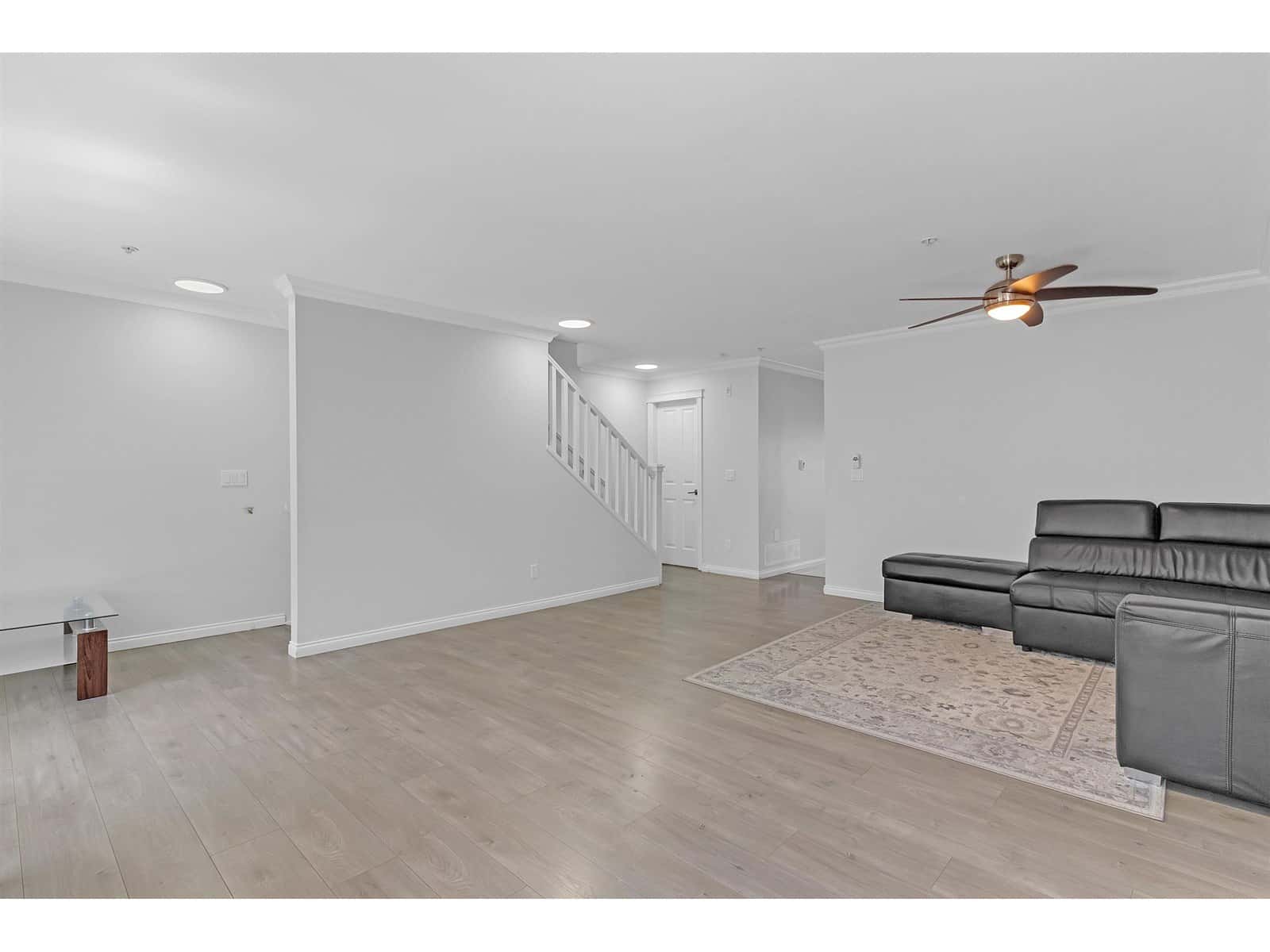 186 12040 68 AVENUE — Surrey, British Columbia - Photo 4 of 21