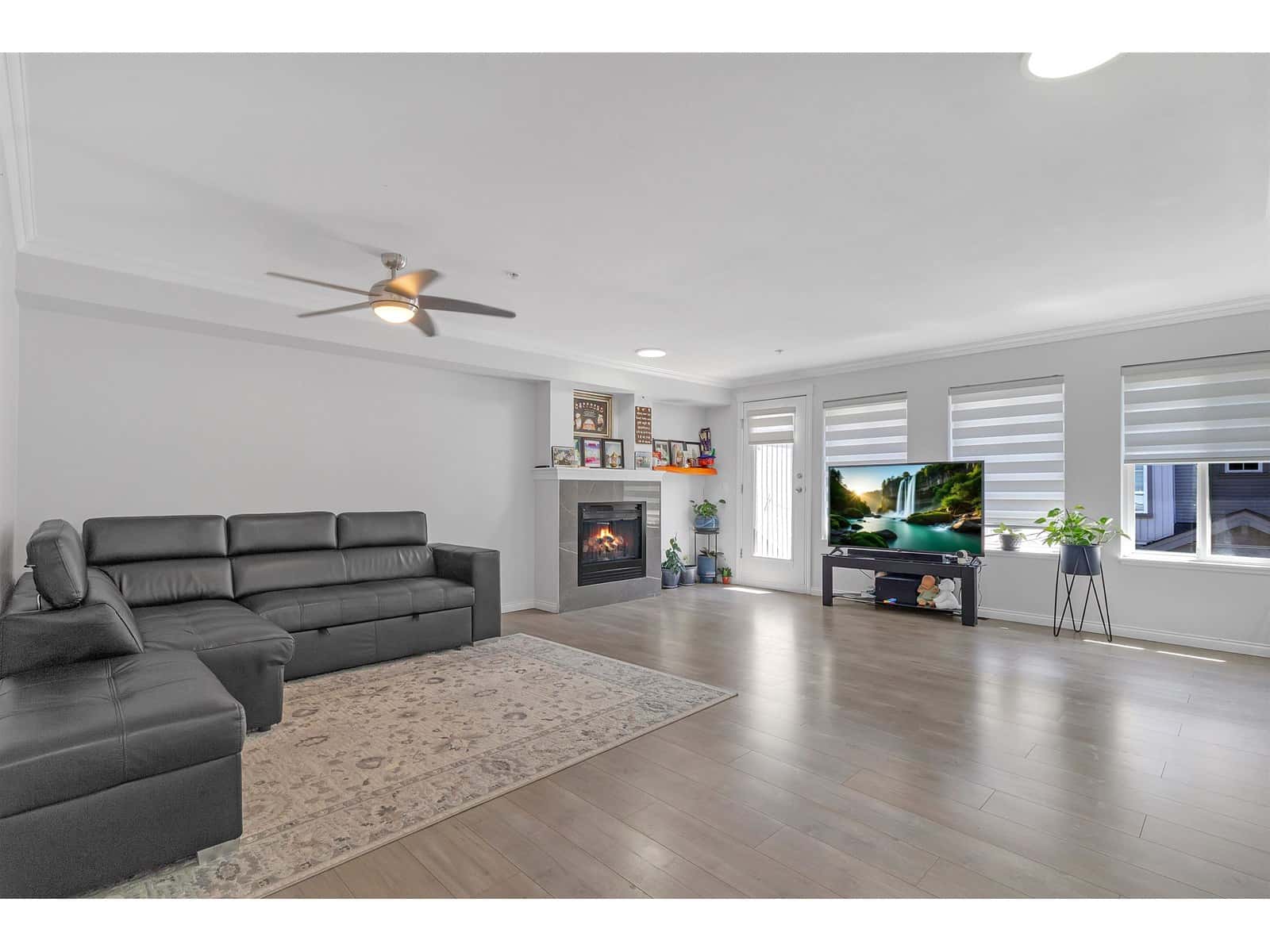 186 12040 68 AVENUE — Surrey, British Columbia - Photo 3 of 21