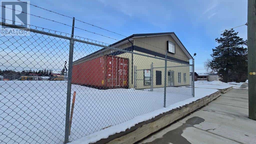 9922 101 Avenue — Plamondon, Alberta - Photo 2 of 4