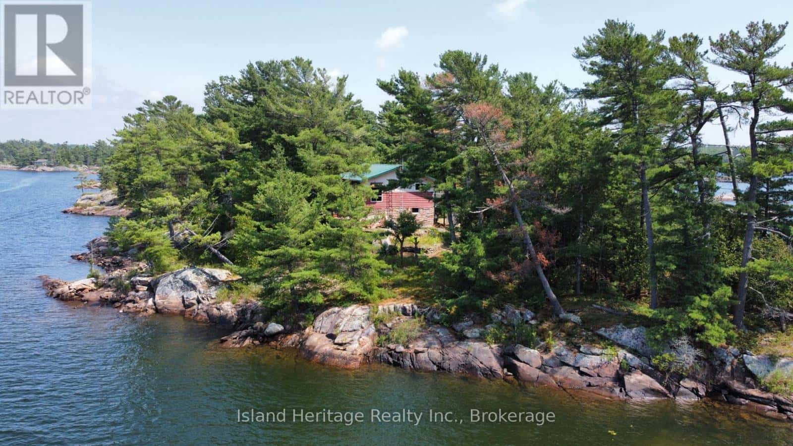 1915 GEORGIAN BAY ISLAND — The Archipelago (Archipelago North), Ontario - Photo 4 of 34