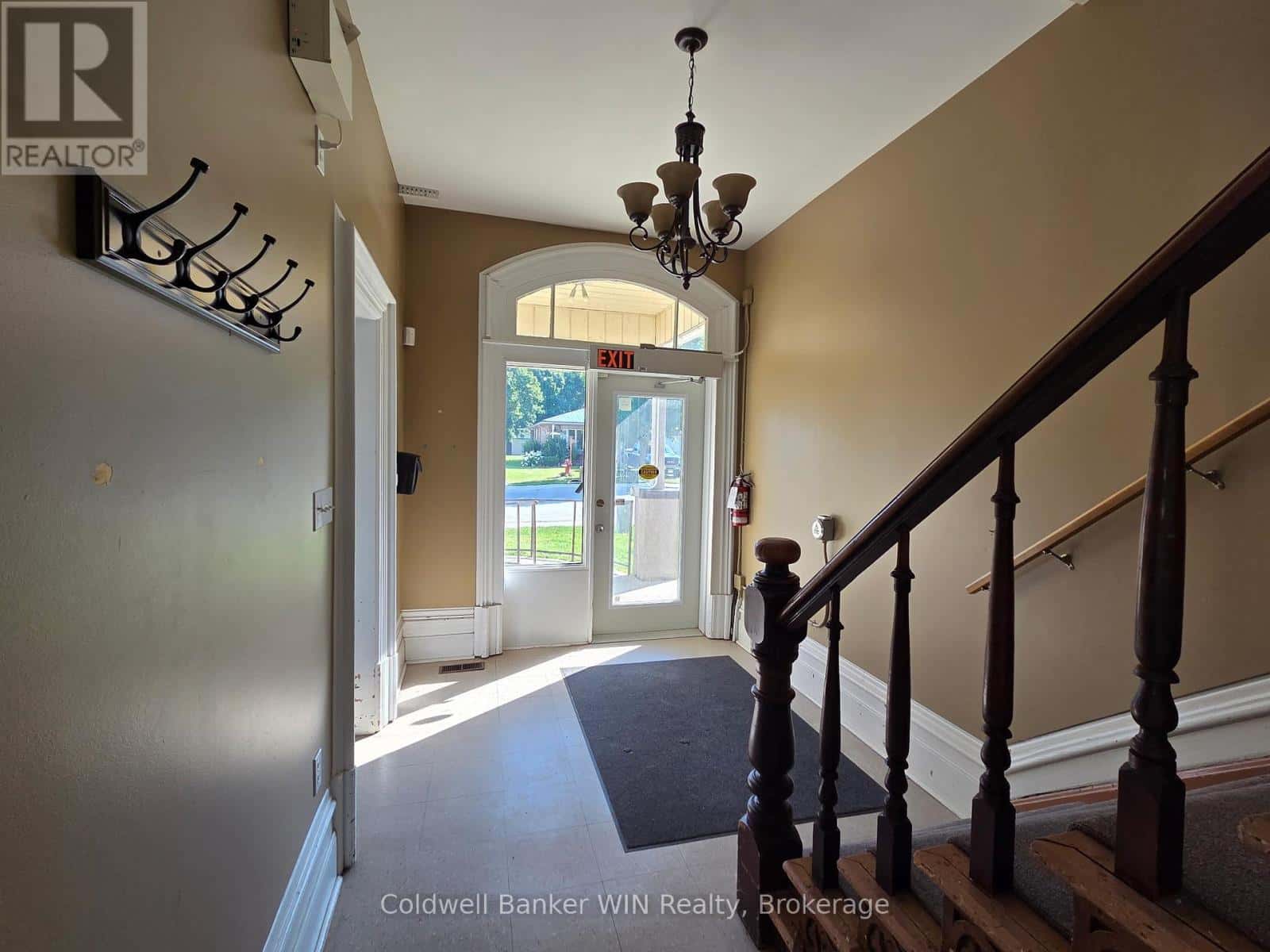 Wellington North (Mount Forest), Ontario — Wellington North (Mount Forest), Ontario - Photo 5 of 25